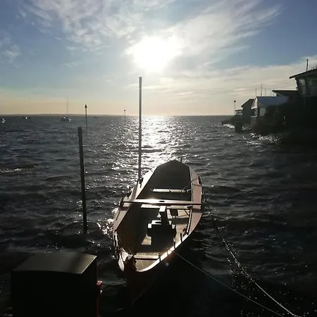 Lanton, La Petite Maison De Vos *